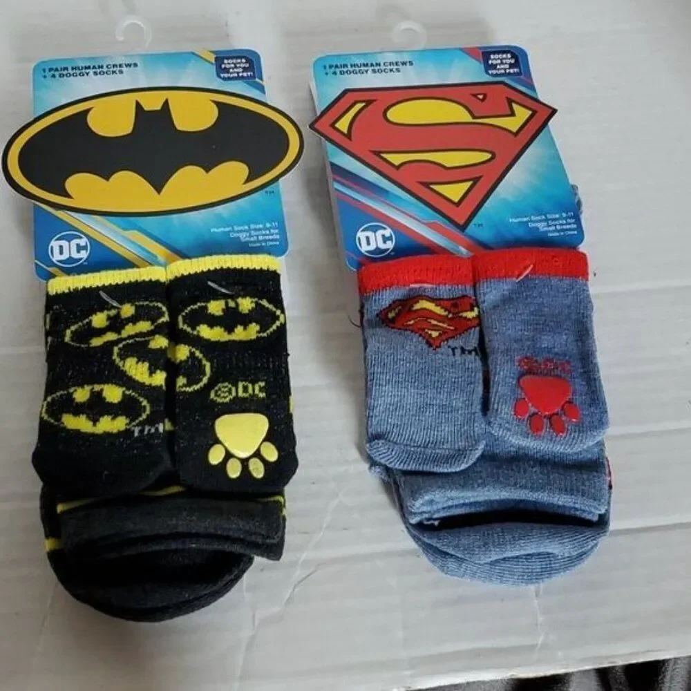 DC BATMAN SUPERMAN CREW SOCKS MEN'S WOMEN'S WOMAN'S SMALL DOG CAT ANIMAL SOCK